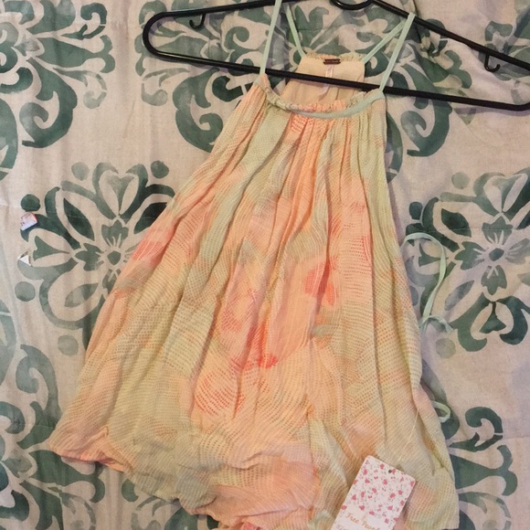 Free People top - Picture 1 of 2